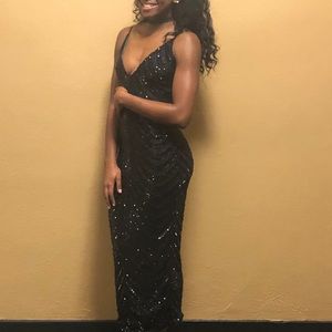 lady luxe embellished chevron midaxi dress in black